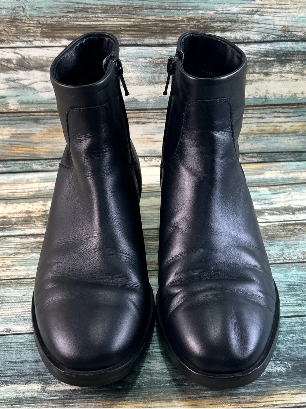 Clarks Pure Rose Ankle Boots Womens Size 6.5M Soft Black Leather Zip Up